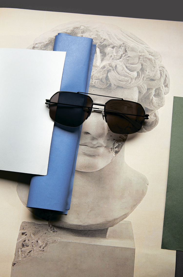 Yaz Gitti, Güneş Yerinde