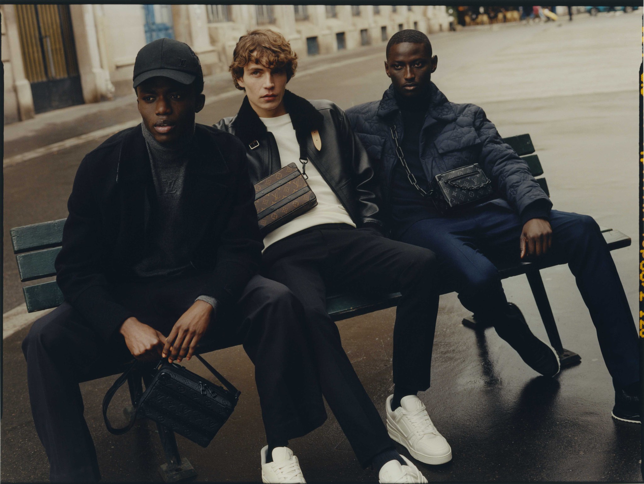 Eşsiz Mirasın Koruyucusu: LV Handle Soft Trunk