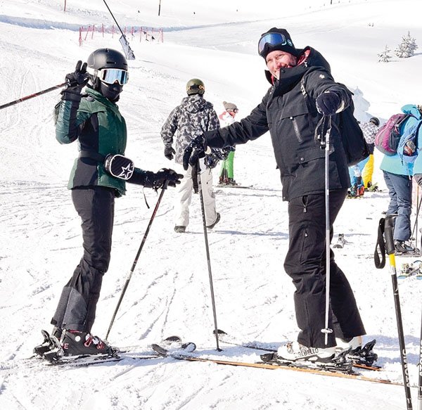 Kartalkaya'nın zirvesinde renkli ve eğlenceli etkinlik