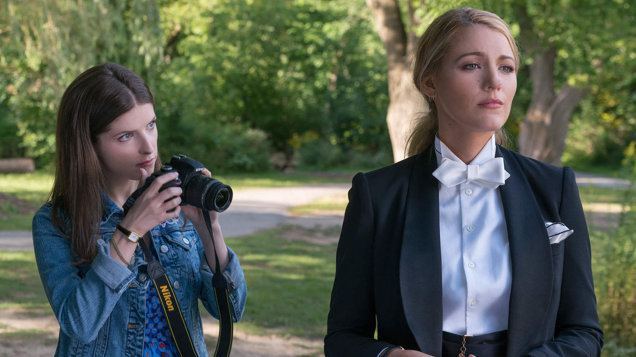 Blake Lively ile Anna Kendrick Başrollü A Simple Favor 2 Geliyor