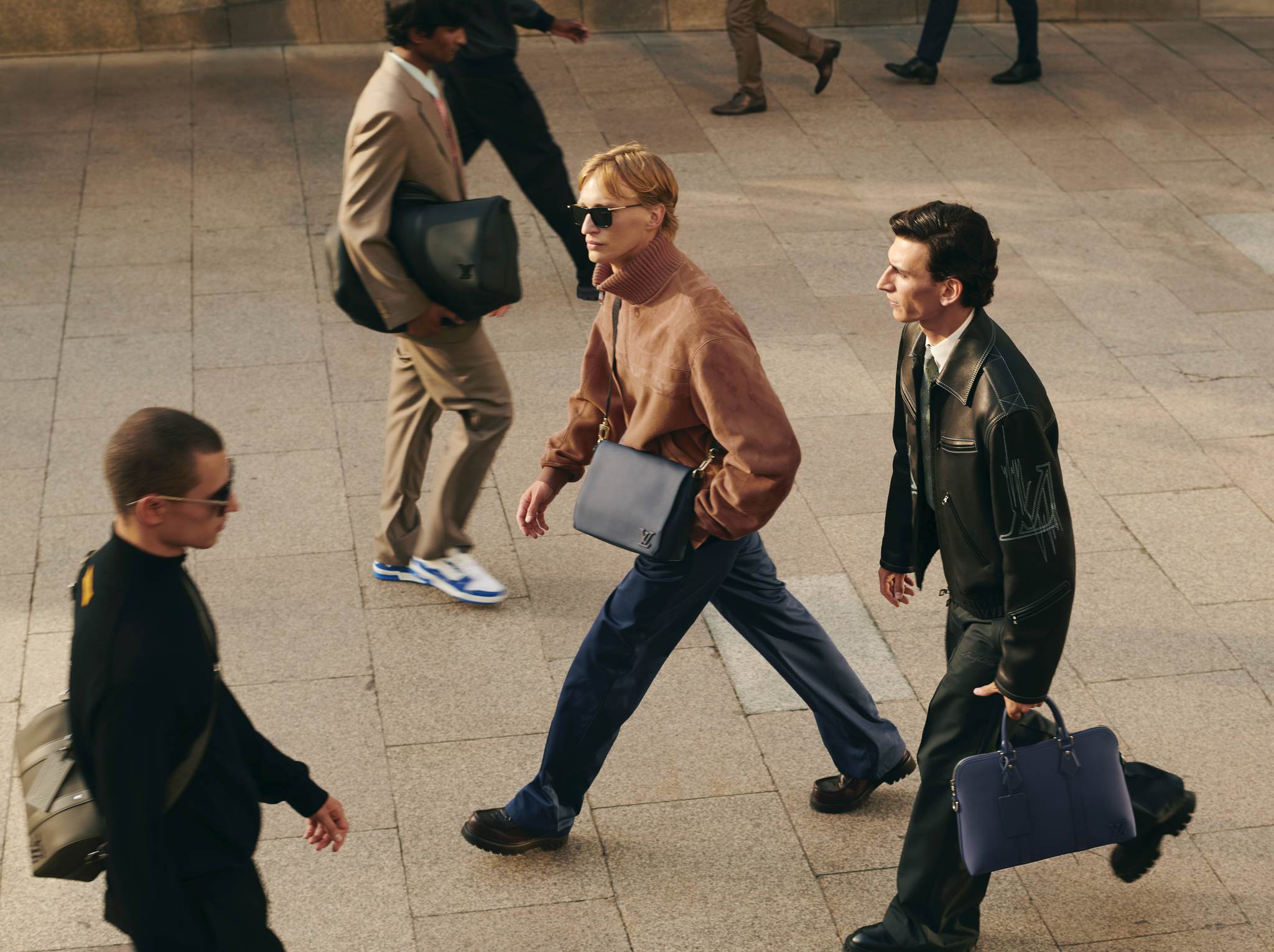 Louis Vuitton'un Yeni Aerogram Serisi ile Tanışın