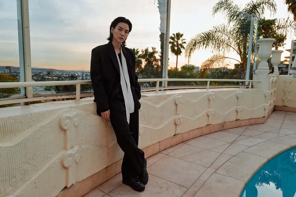 Valentino, BTS'den Suga'yı Marka Elçisi Olarak Seçti