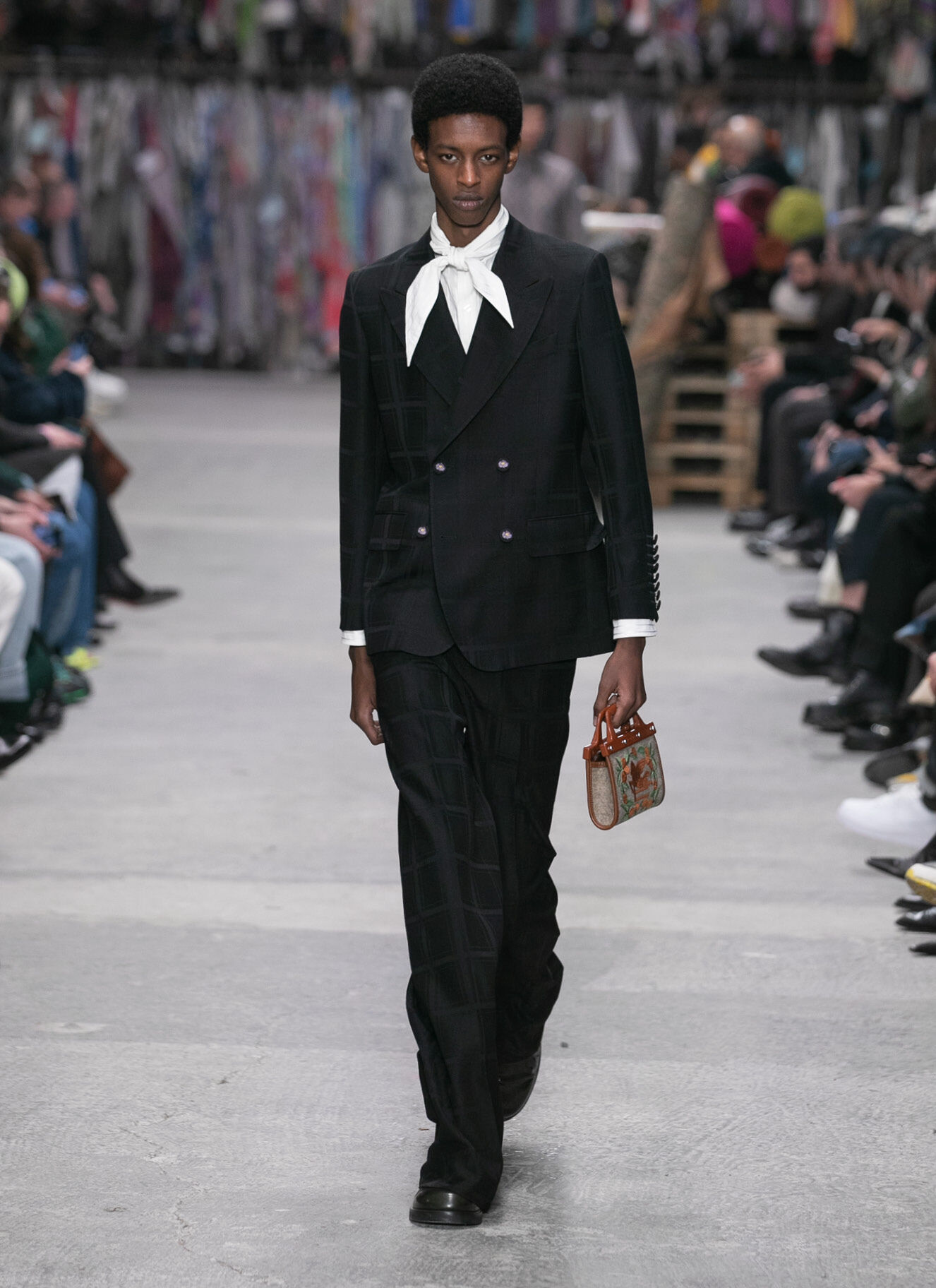 Erkekler Sonbahar/Kış 2023 Podyumlarından 6 Trend