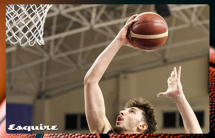 Alperen Şengün Teksas derbisinde "double-double" yaptı