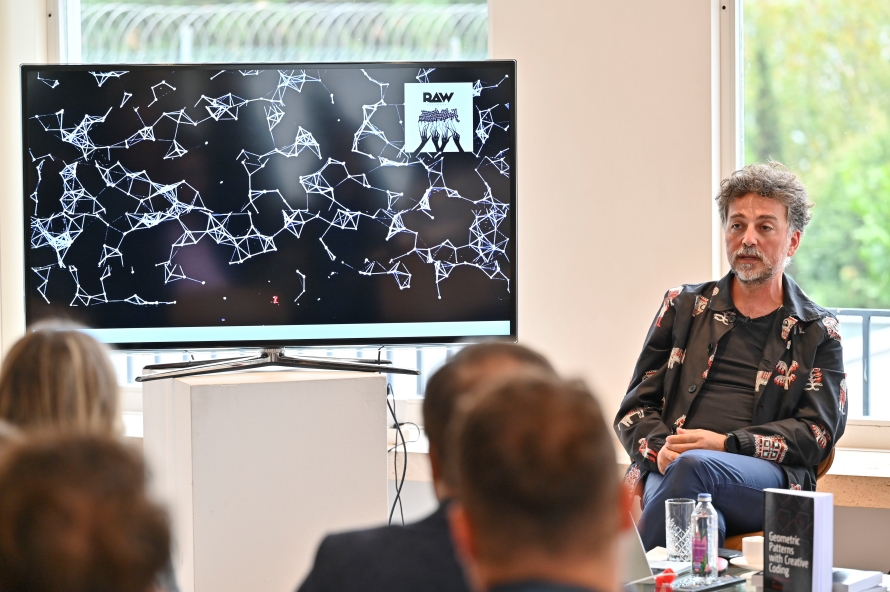 Gate 27'nin Geçmiş Konuğu Selçuk Artut, Yeni Kitabını Tanıttı