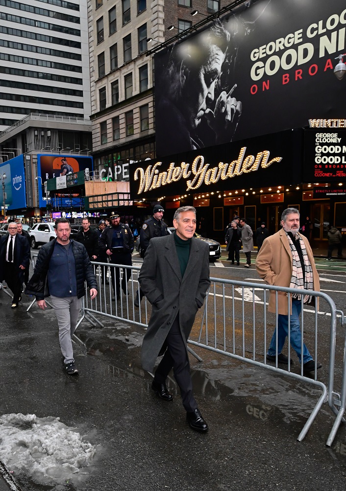 George Clooney, İlk Kez Broadway Sahnesinde