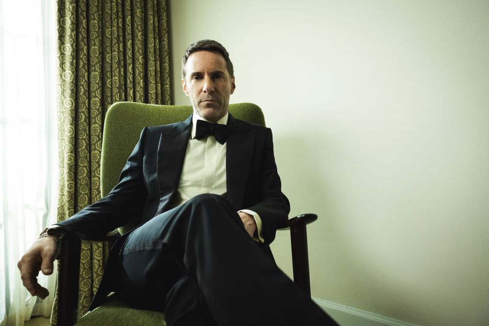 Alessandro Nivola: “The Brutalist”, Oscar ve “The White Lotus”taki Oğlu Sam Nivola