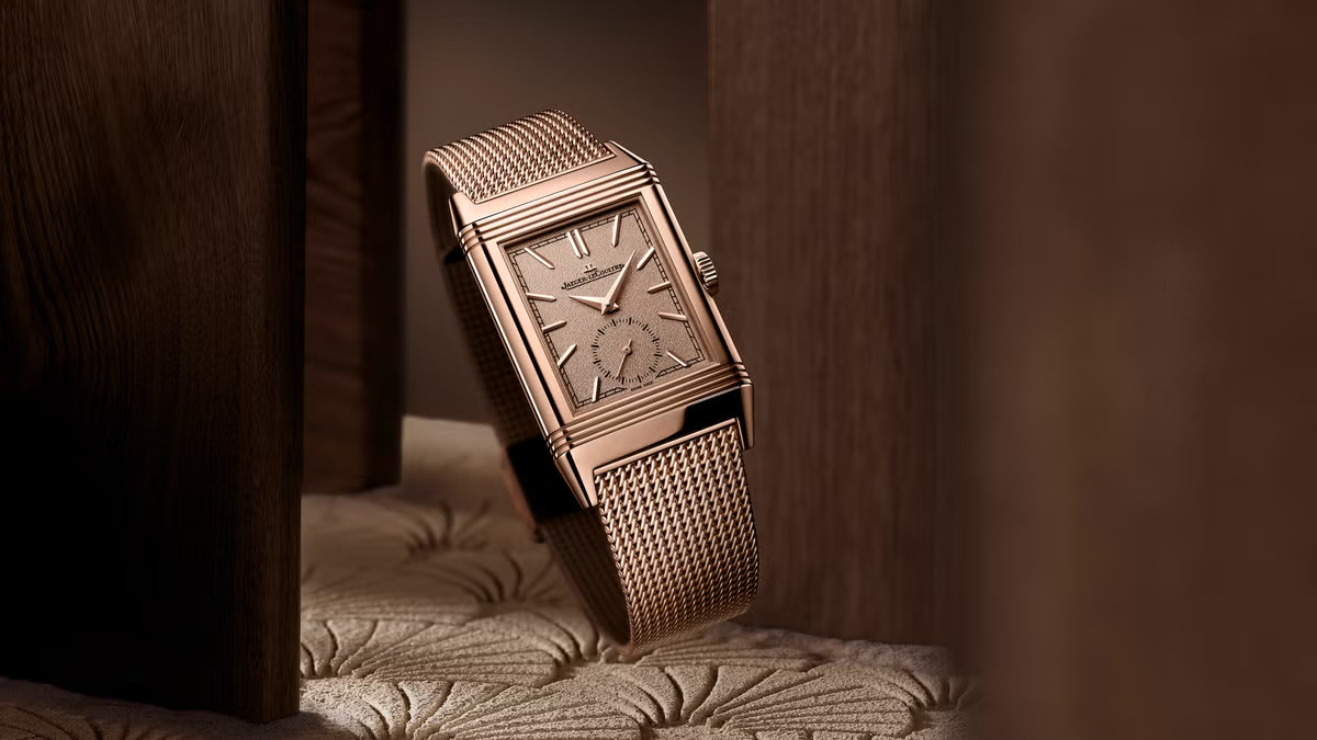 Jaeger-LeCoultre'ün Yeni Reverso'su (Tribute Monoface Small Seconds) Tamamen Altın