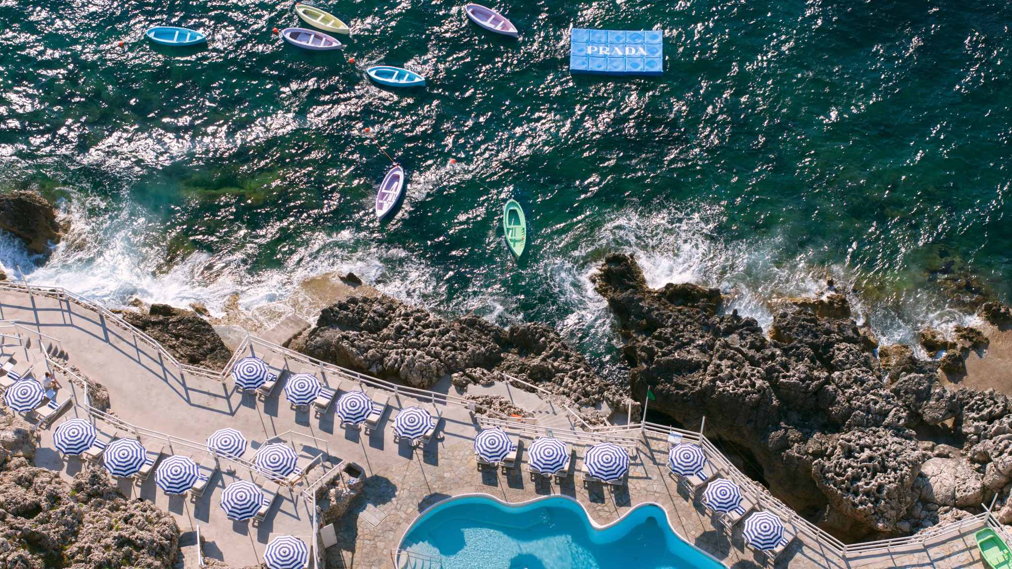 Capri’de Yazı Karşılamak