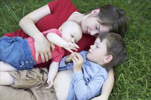 Müzikle büyüyen bebekler mutlu ve başarılı olur