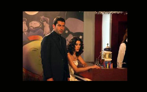 Kenan İmirzalıoğlu kimdir