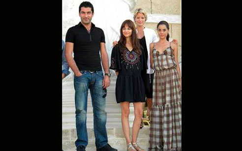 Kenan İmirzalıoğlu kimdir