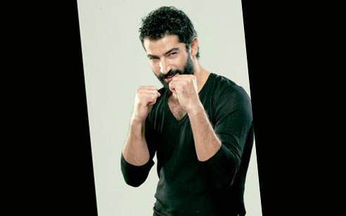 Kenan İmirzalıoğlu kimdir