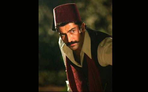Kenan İmirzalıoğlu kimdir