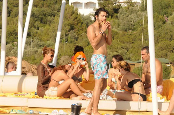 Hande Yener - Kadir Doğulu