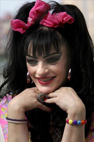 Seksi olmayan ünlüler