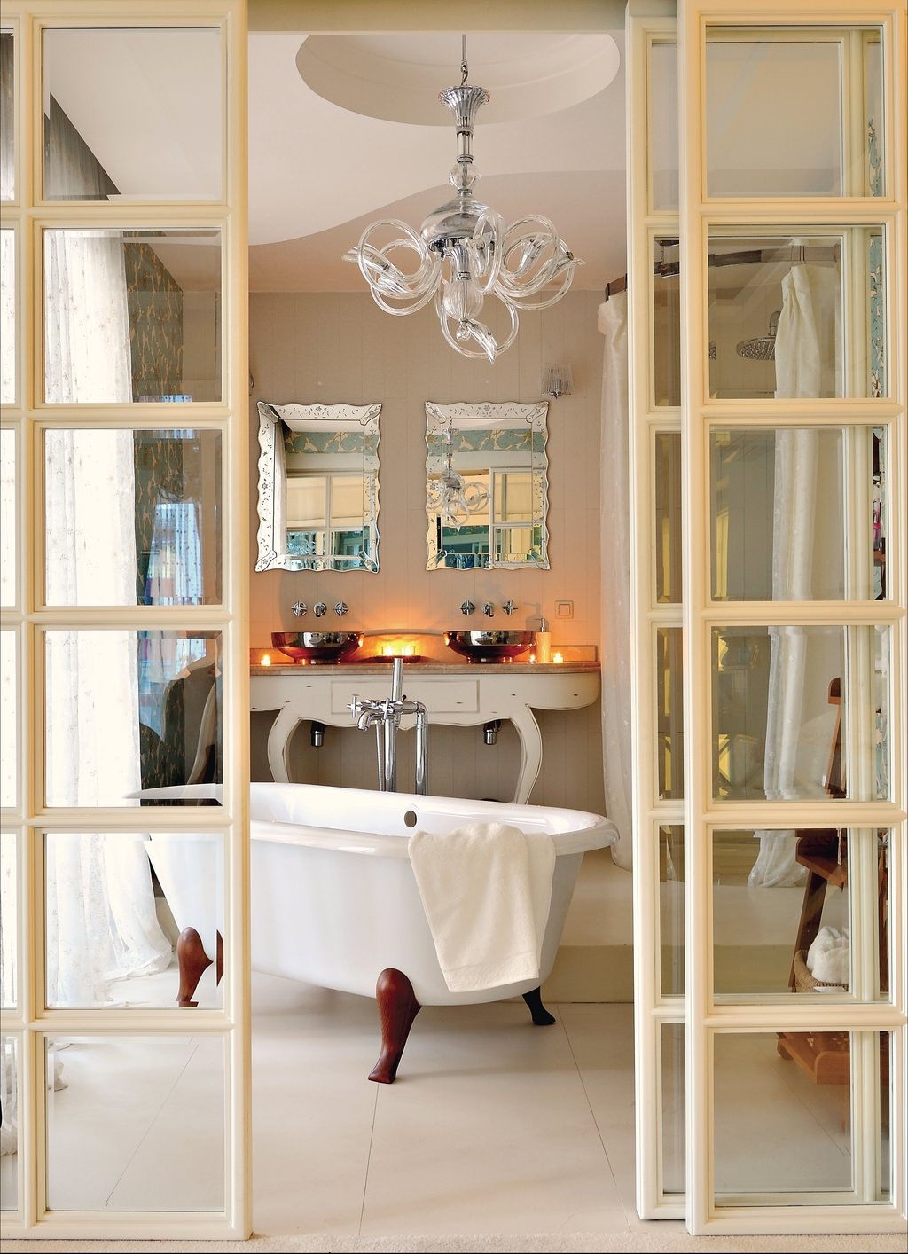 Aşk-ı Memnu tarzı romantizmi yakala