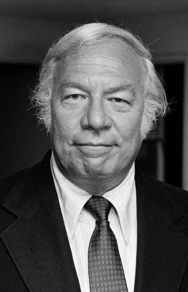 KOVA burcu ünlüleri