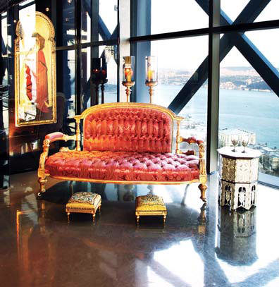 Özlem Önal’ın saray yavrusu gibi dairesi 