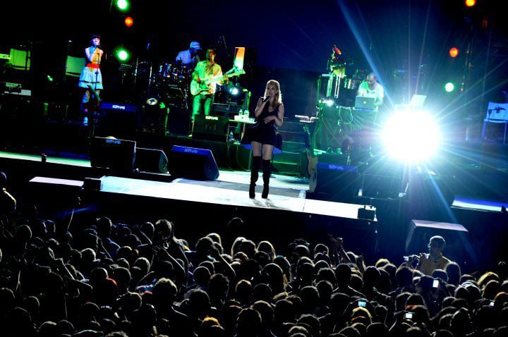 Hande Yener - Beykent Üniversitesi - Geleneksel Pusula Şenlikleri Konseri