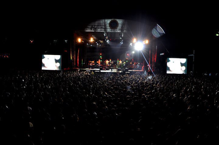 Hande Yener - Beykent Üniversitesi - Geleneksel Pusula Şenlikleri Konseri