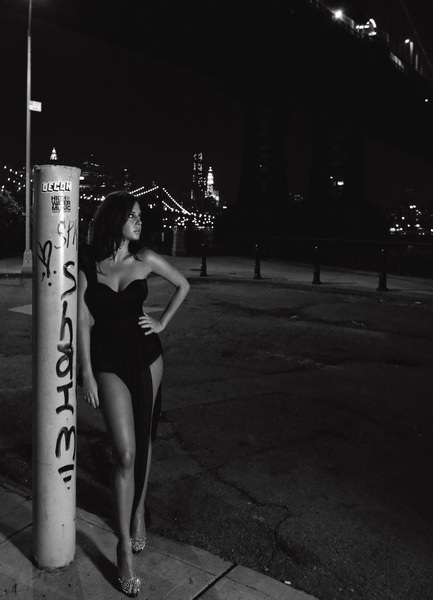 Ayşe Özyılmazel: Bir erkeğin beni çok sevmesine açım!