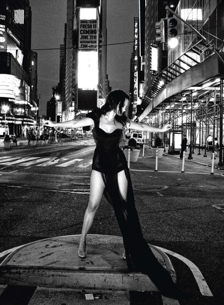 Ayşe Özyılmazel: Bir erkeğin beni çok sevmesine açım!