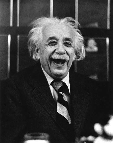 Evren hakkında EINSTEIN detayları
