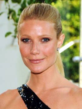 Saçlarda kırmızı halı etkisi!