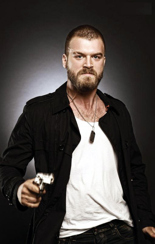 Kıvanç ve Kenan, piyasaya ders veriyor