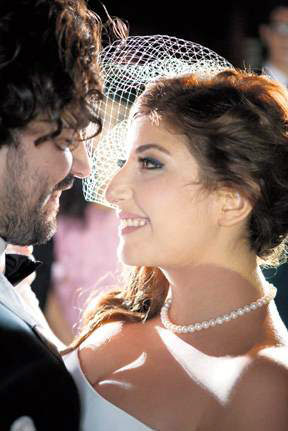 Şebnem'in 1 kocası ve 3 görümcesi var artık...