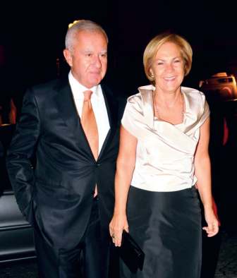 Evlenmek için İstanbul'da Fransız sarayı yaptırdılar!