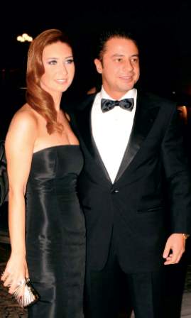 Evlenmek için İstanbul'da Fransız sarayı yaptırdılar!