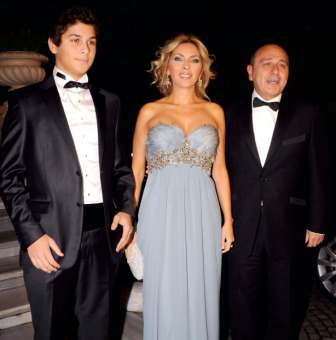 Evlenmek için İstanbul'da Fransız sarayı yaptırdılar!