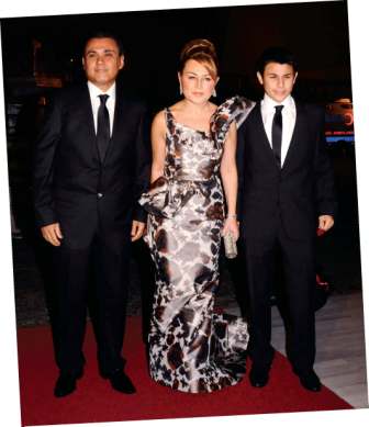 Evlenmek için İstanbul'da Fransız sarayı yaptırdılar!