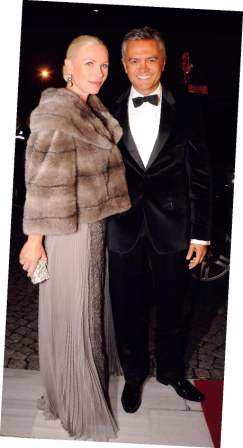 Evlenmek için İstanbul'da Fransız sarayı yaptırdılar!