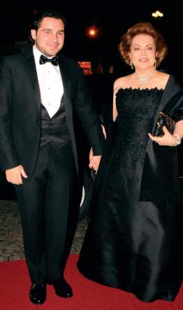 Evlenmek için İstanbul'da Fransız sarayı yaptırdılar!