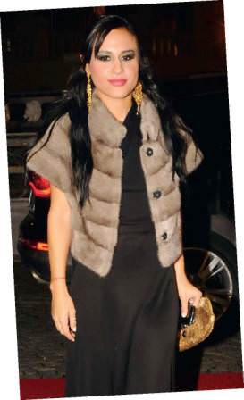 Evlenmek için İstanbul'da Fransız sarayı yaptırdılar!