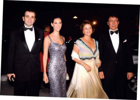 Evlenmek için İstanbul'da Fransız sarayı yaptırdılar!