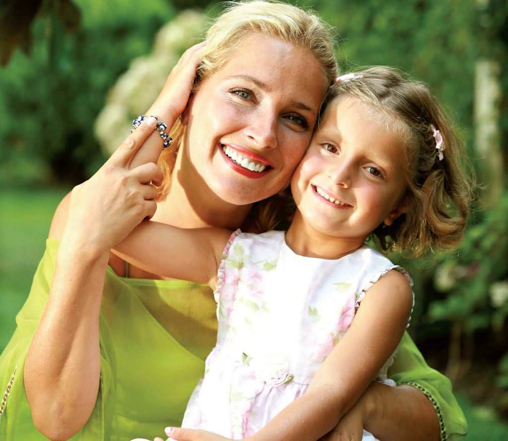 Anneler ve kızları