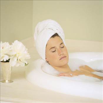 Yemekten sonra banyo yapmak kalbi çok yorar.