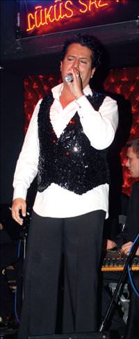 Istanbul efsane Cahide’sine sonunda kavustu!