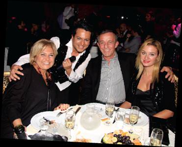 Istanbul efsane Cahide’sine sonunda kavustu!