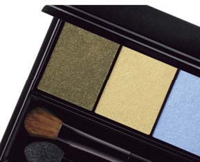 Zarif mükemmellik sofistike bir güzellik