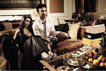 Tarkan sessizliğini bozdu