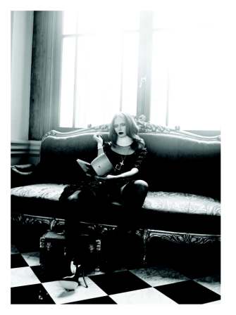 Bir kadın bir erkek