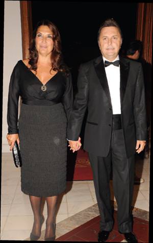 Elitler 2011 nerede ve nasil karşılayacak?