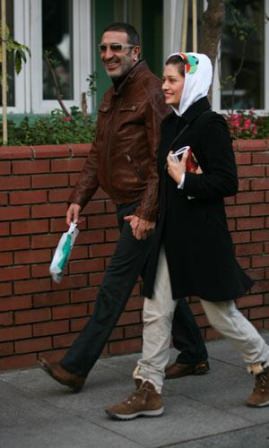 Cem Özer'i seviyor muyuz?