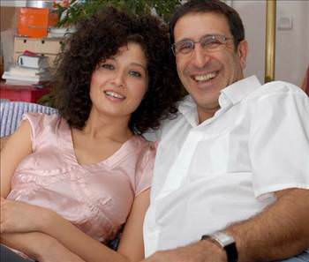 Cem Özer'i seviyor muyuz?