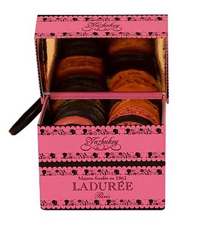 Makaron denince akla...